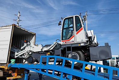 2 sets of 4m3 self loading mixer delivered to indonesia 6 2 sets of self loading mixer to Indonesia