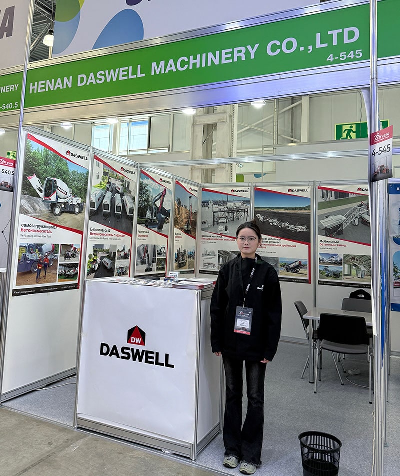 Daswell sales manager at our CTT Expo booth, ready to assist every visitor.