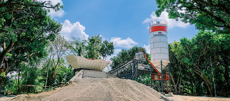 Planta dosificadora de hormigón estacionaria con tolva de descarga Daswell en Filipinas Planta dosificadora de hormigón estacionaria con tolva Daswell Skip en Filipinas