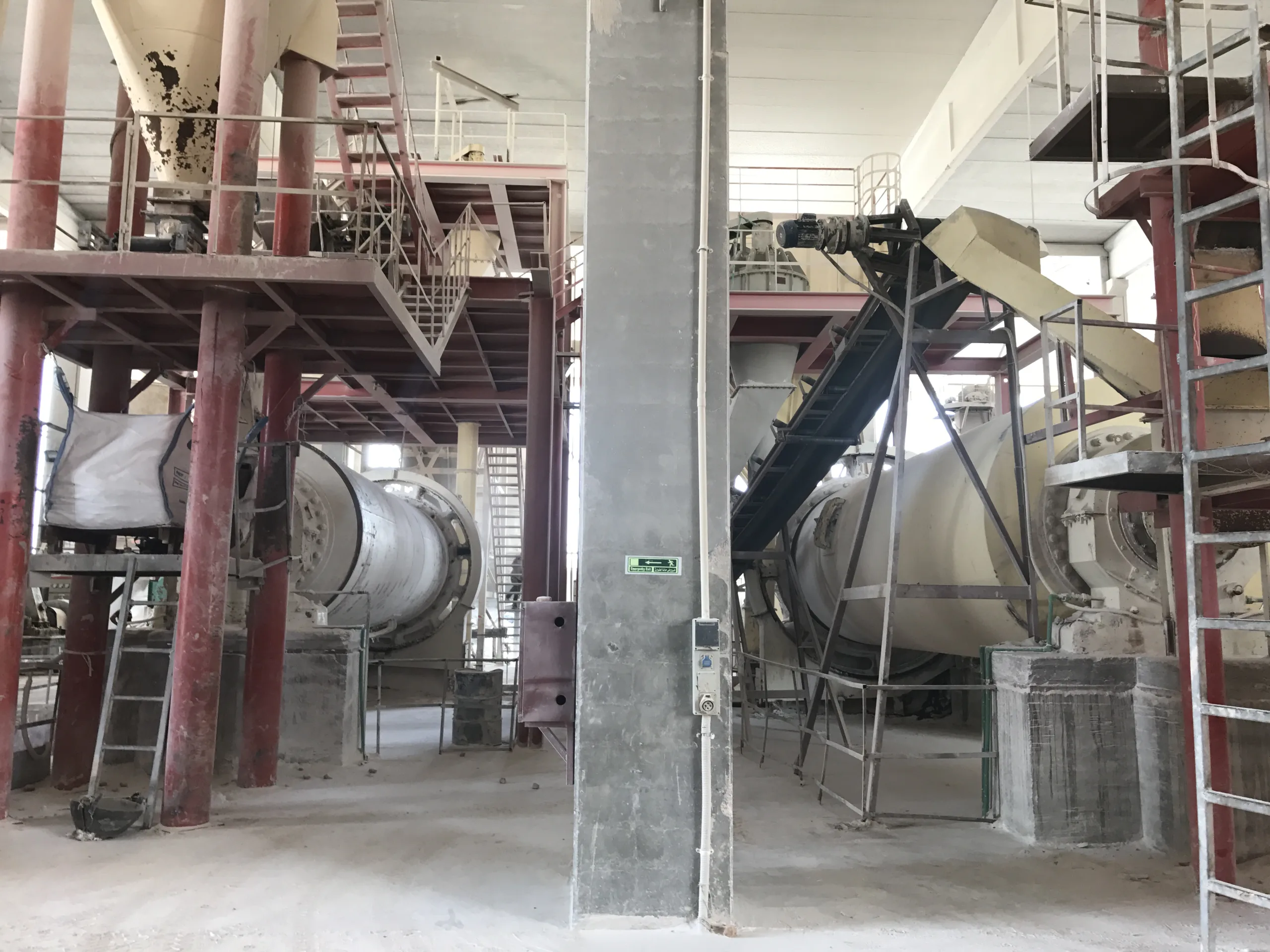 Daswell Second Ball Mill Grinding Plant with Classifier for Silica and Feldspar Powder in Egypt